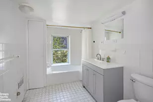 21-13 45th Ave, New York City, NY 11101 - Photo 15
