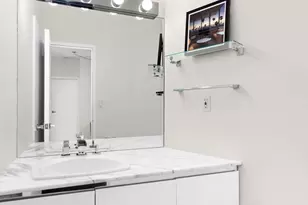 167 E 61st St, New York City, NY 10065 - Photo 7