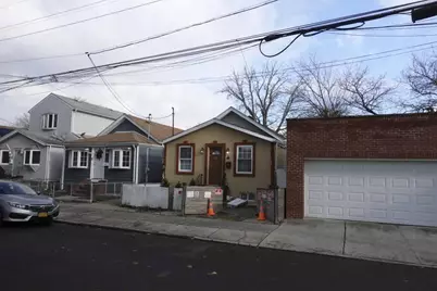 1271 E 88th Street, New York City, NY 11236 - Photo 3