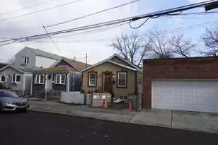 1271 E 88th St, New York City, NY 11236 - Photo 3