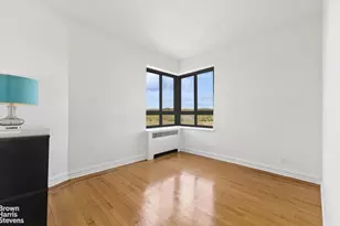4445 Post Rd, New York City, NY 10471 - Photo 21