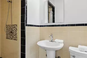 4445 Post Rd, New York City, NY 10471 - Photo 27