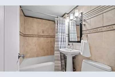 4555 Henry Hudson Parkway W #908, New York City, NY 10471 - Photo 13