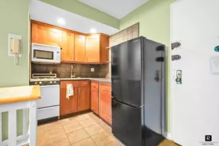 31-85 Crescent St, New York City, NY 11106 - Photo 11
