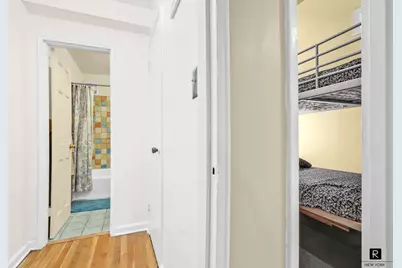 31-85 Crescent Street #419, New York City, NY 11106 - Photo 11