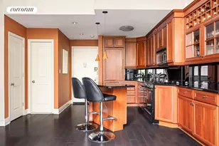 170 E 88th St, New York City, NY 10128 - Photo 3