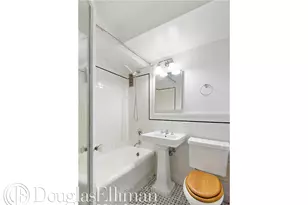 304 E 41st St, New York City, NY 10017 - Photo 7