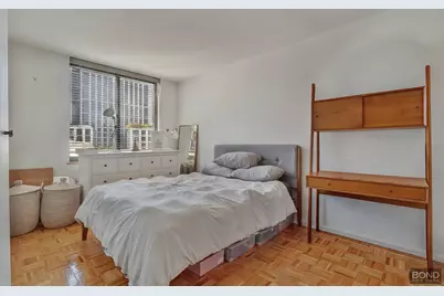 295 Greenwich Street #6D-N, New York, NY 10007 - Photo 9