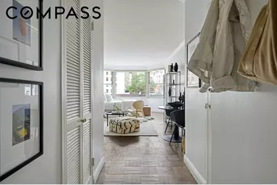 300 E 74th Street #6D, New York City, NY 10021 - Photo 9