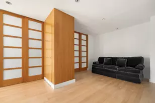 641 5th Ave, New York City, NY 10022 - Photo 7