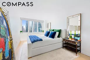 322 W 57th St, New York City, NY 10019 - Photo 5