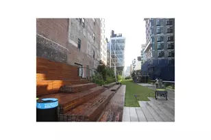 405 W 23rd St, New York, NY 10011 - Photo 37
