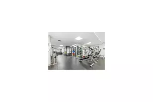 405 W 23rd St, New York, NY 10011 - Photo 11