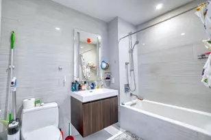 131-01 40th Rd, New York City, NY 11354 - Photo 13