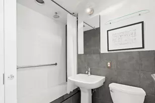 310 W 56th St, New York City, NY 10019 - Photo 5