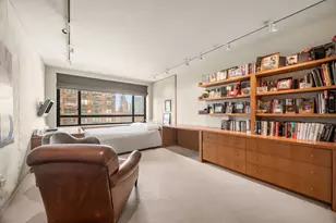 190 E 72nd St, New York City, NY 10021 - Photo 11