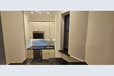 886 10th Avenue #3A, New York City, NY 10019 - Photo 7