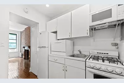 333 E 85th Street #2A, New York, NY 10028 - Photo 3