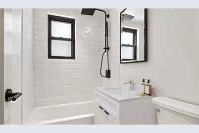 301 E 69th Street #8D, New York City, NY 10021 - Photo 7