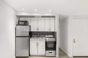 222 1st Ave, New York City, NY 10009 - Photo 5