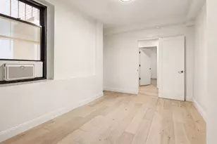 252 W 85th St, New York City, NY 10024 - Photo 9