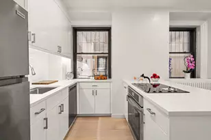 252 W 85th St, New York City, NY 10024 - Photo 7