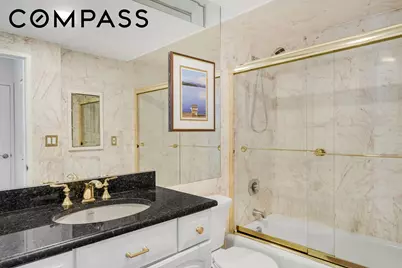 400 E 70th Street #2402, New York City, NY 10021 - Photo 9