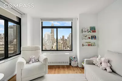 400 E 70th Street #2402, New York, NY 10021 - Photo 11