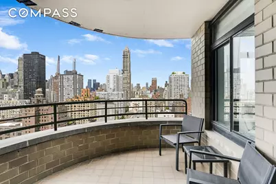 400 E 70th Street #2402, New York, NY 10021 - Photo 7