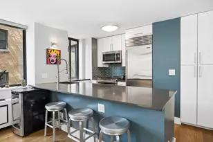 275 W 96th St, New York, NY 10025 - Photo 3
