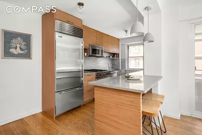 383 Grand Street #M1304, New York, NY 10002 - Photo 3