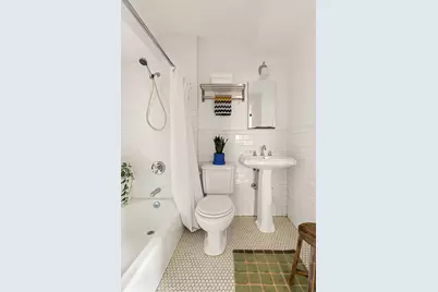 569 Carroll Street #1, New York City, NY 11215 - Photo 7