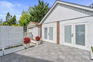 70-45 Manse St, New York City, NY 11375 - Photo 39