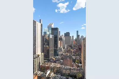 236 E 47th Street #33D, New York City, NY 10017 - Photo 7