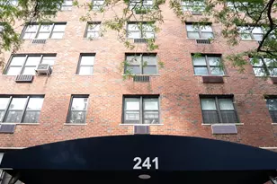 241 E 76th St, New York City, NY 10021 - Photo 15