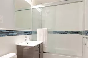 241 E 76th St, New York City, NY 10021 - Photo 11
