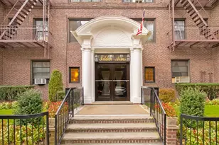 73-20 Austin St, New York City, NY 11375 - Photo 13