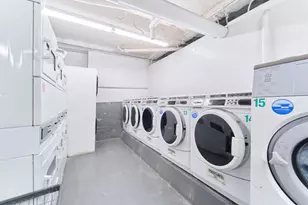73-20 Austin St, New York City, NY 11375 - Photo 11