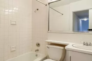 330 E 39th St, New York City, NY 10016 - Photo 13