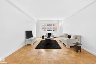 315 E 69th St, New York City, NY 10021 - Photo 1