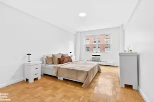 315 E 69th St, New York City, NY 10021 - Photo 5