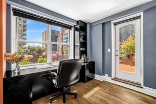 305 E 40th St, New York City, NY 10016 - Photo 15