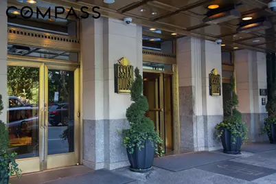 160 Central Park S #2307, New York City, NY 10019 - Photo 9