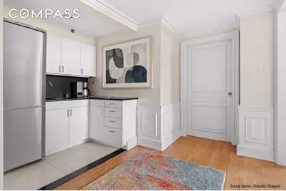 160 Central Park S #2307, New York City, NY 10019 - Photo 5