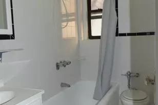 325 W 71st St, New York City, NY 10023 - Photo 11