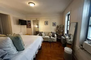 325 W 71st St, New York, NY 10023 - Photo 7