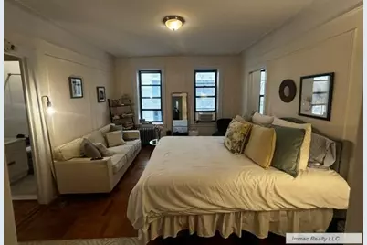 325 W 71st Street #6B, New York, NY 10023 - Photo 1