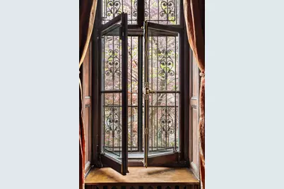 234 W 22nd Street, New York City, NY 10011 - Photo 9