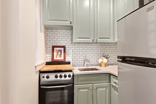 49 W 72nd St, New York City, NY 10023 - Photo 3