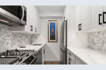 310 Lexington Avenue #3D, New York City, NY 10016 - Photo 3
